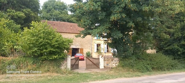 Foto 3 van 34 Le Bourg