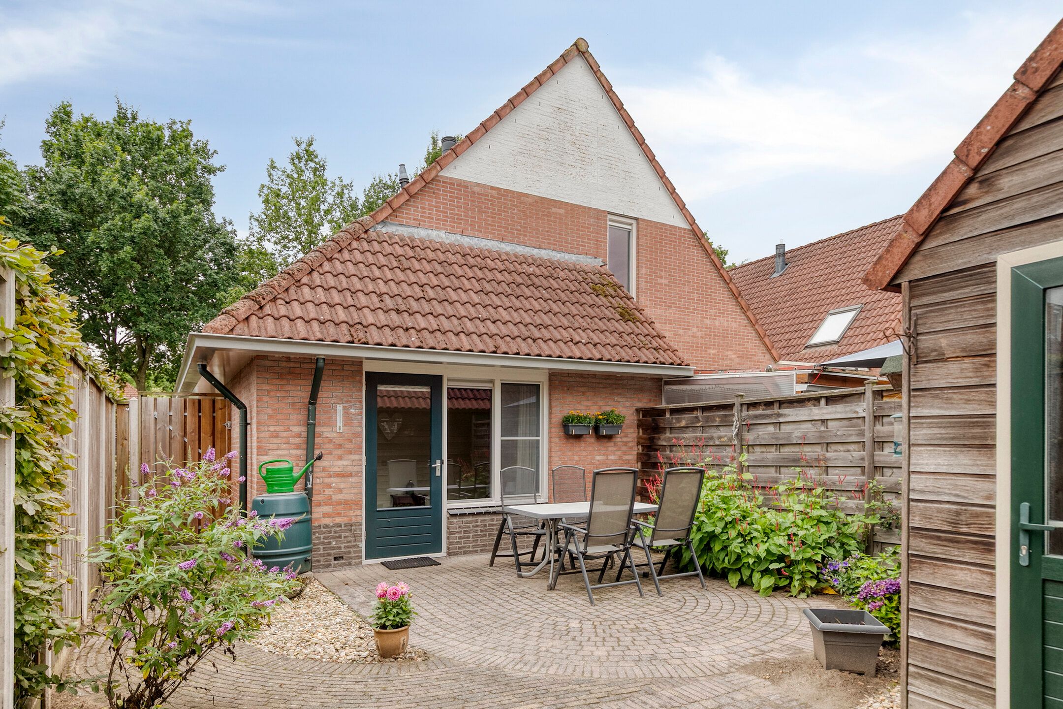 Photo 3 of De Bazelstraat 11