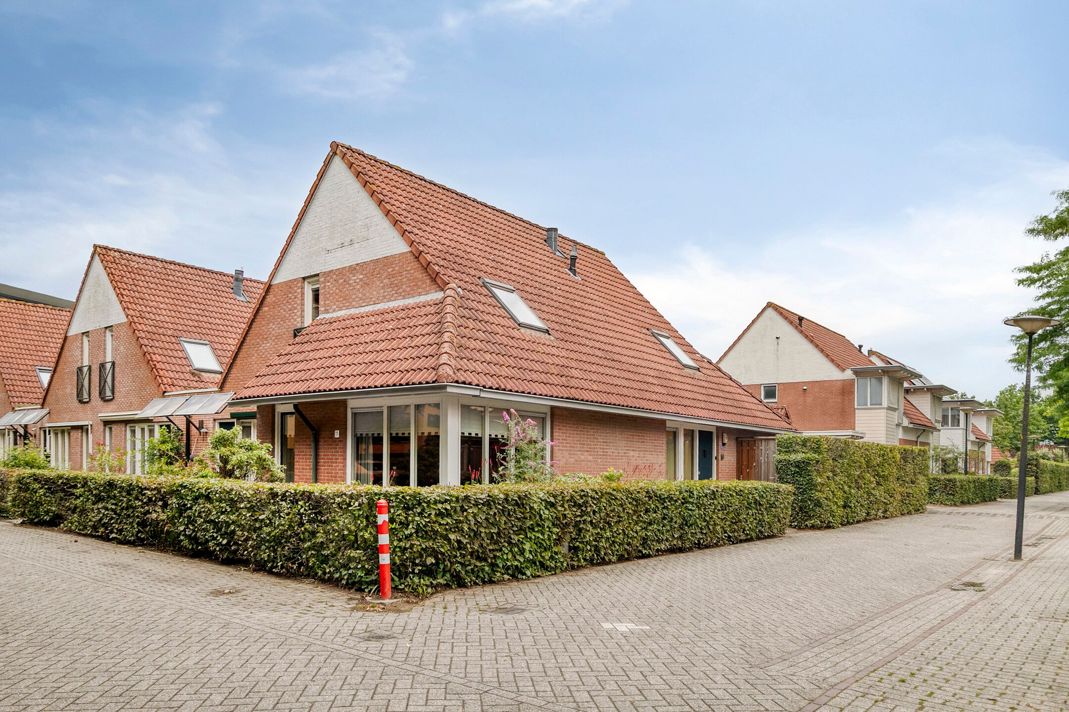 Photo 24 of De Bazelstraat 11