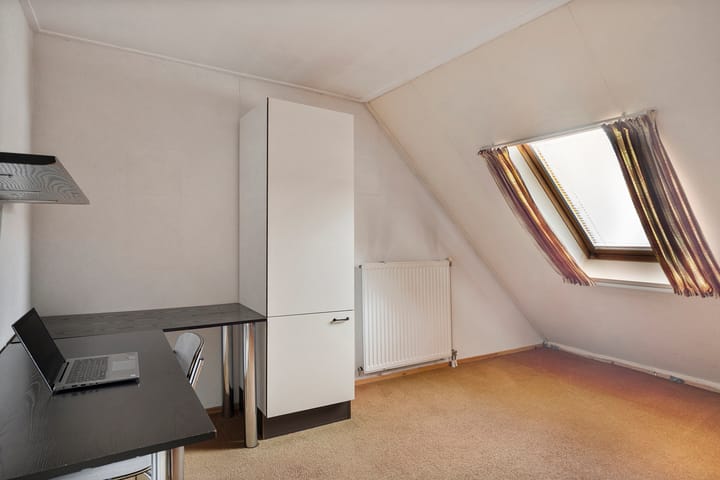 Foto 20 van De Bazelstraat 11