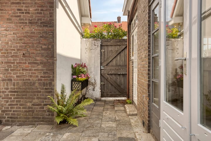 Foto 22 van Breitnerstraat 43