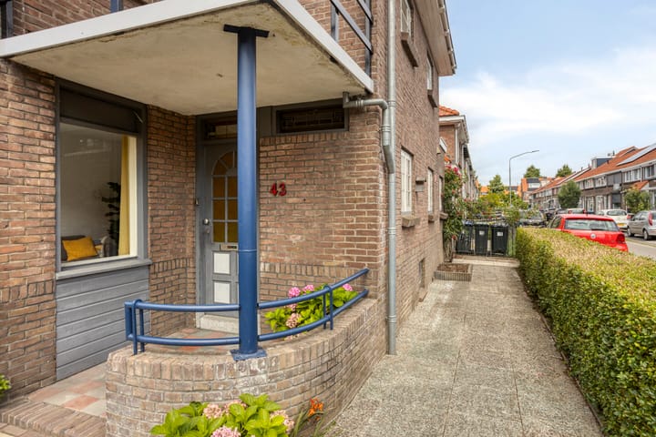 Foto 25 van Breitnerstraat 43