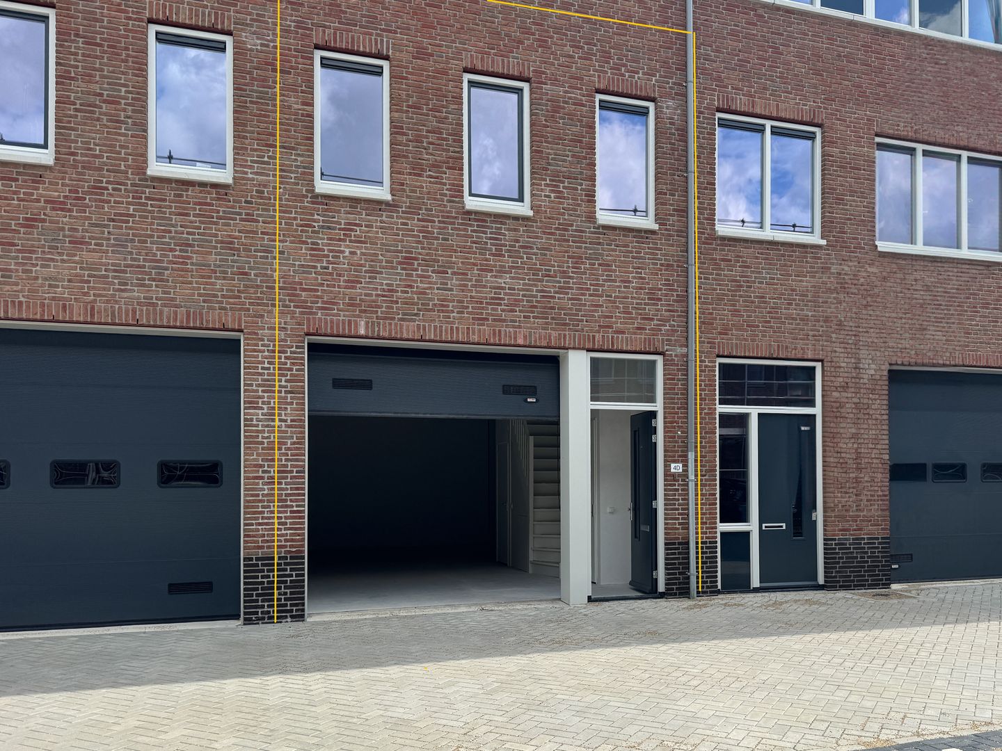 Bekijk foto 1 van Nijverheidslaan 4-D