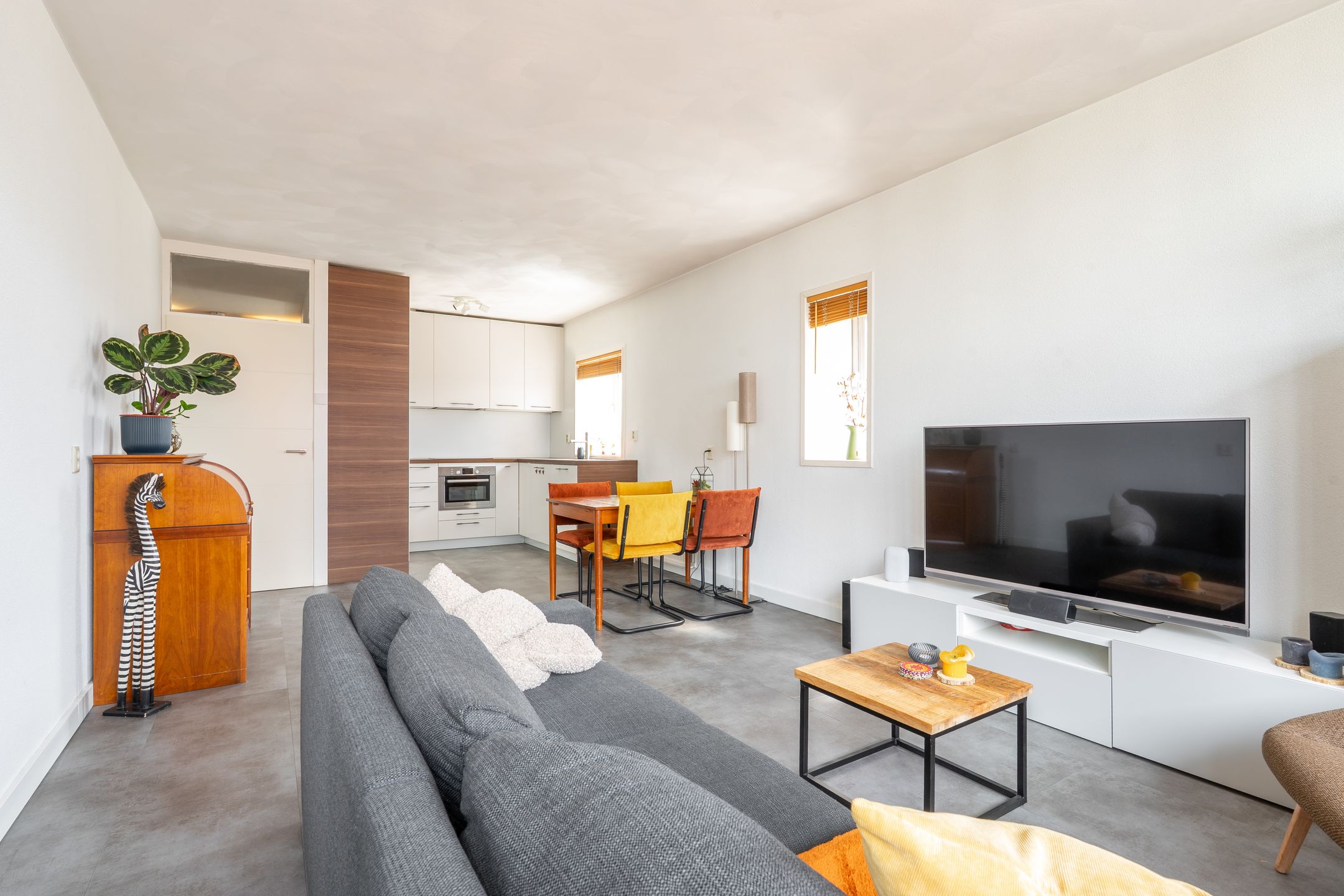 Foto 12 van Burg. Hustinxstraat 168