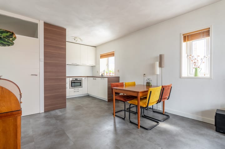 Foto 13 van Burg. Hustinxstraat 168