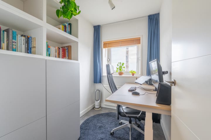 Foto 22 van Burg. Hustinxstraat 168