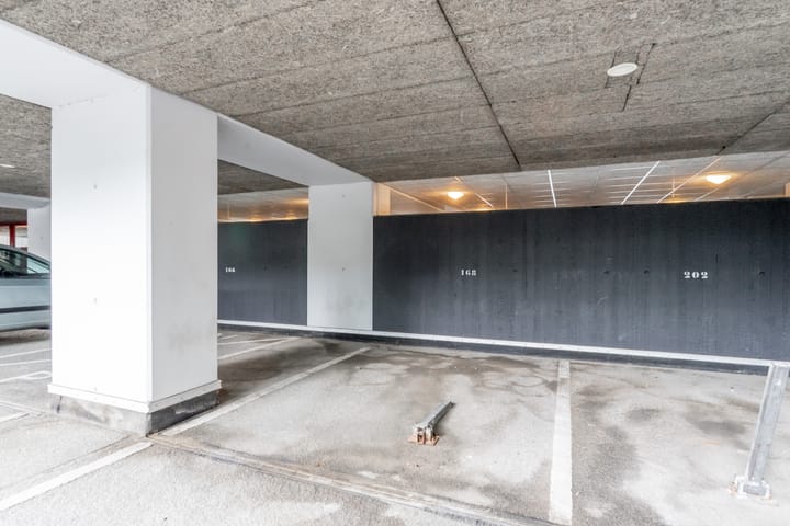 Foto 26 van Burg. Hustinxstraat 168