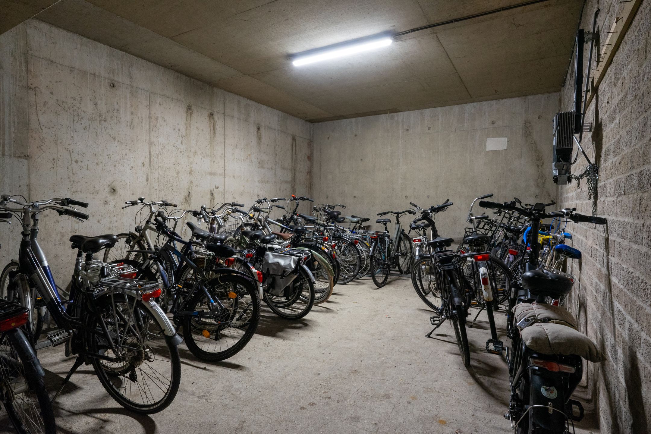 Foto 27 van Burg. Hustinxstraat 168