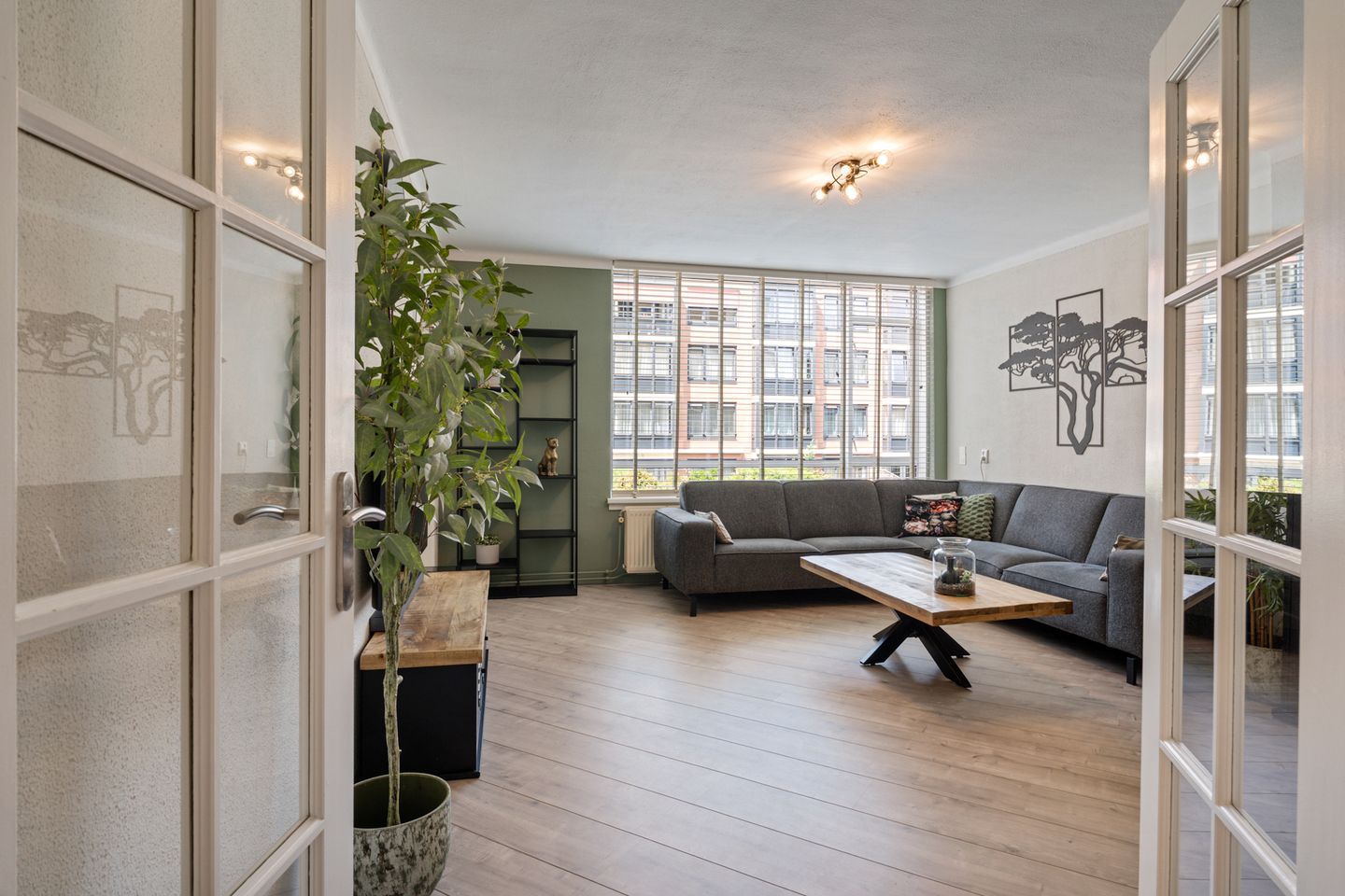 Photo 14 of Dr H. Colijnlaan 295