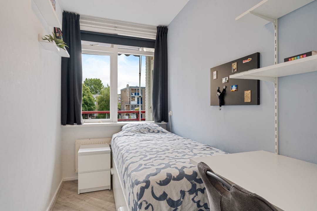 Photo 38 of Dr H. Colijnlaan 295