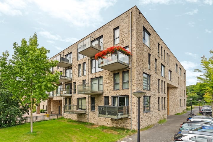 Foto 1 van Demerarastraat 9