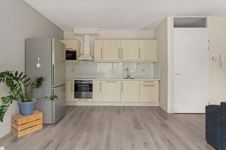 Foto 12 van Demerarastraat 9