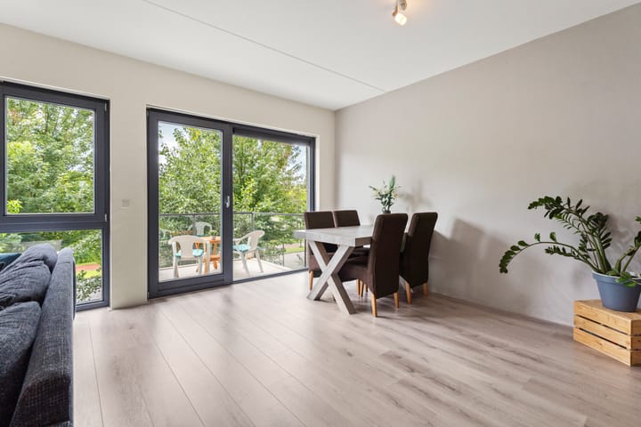 Foto 14 van Demerarastraat 9