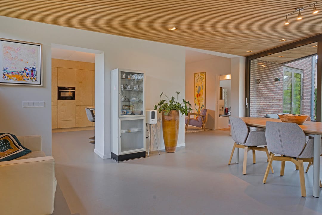 Photo 22 of Valkenburgstraat 19