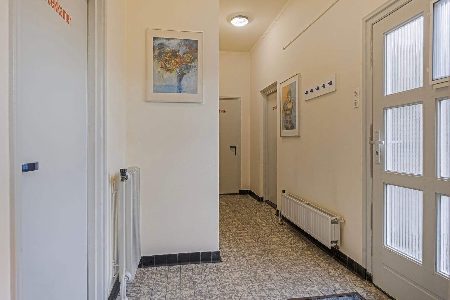 Photo 29 of Valkenburgstraat 19