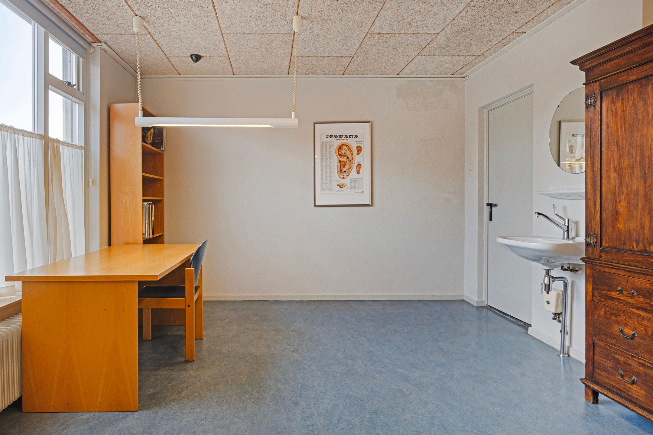 Photo 33 of Valkenburgstraat 19