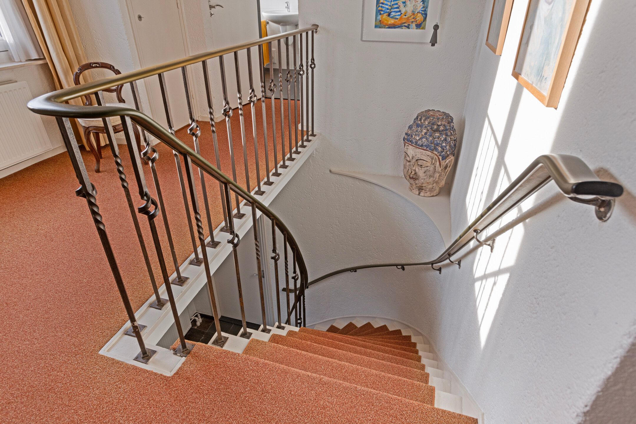 Photo 39 of Valkenburgstraat 19