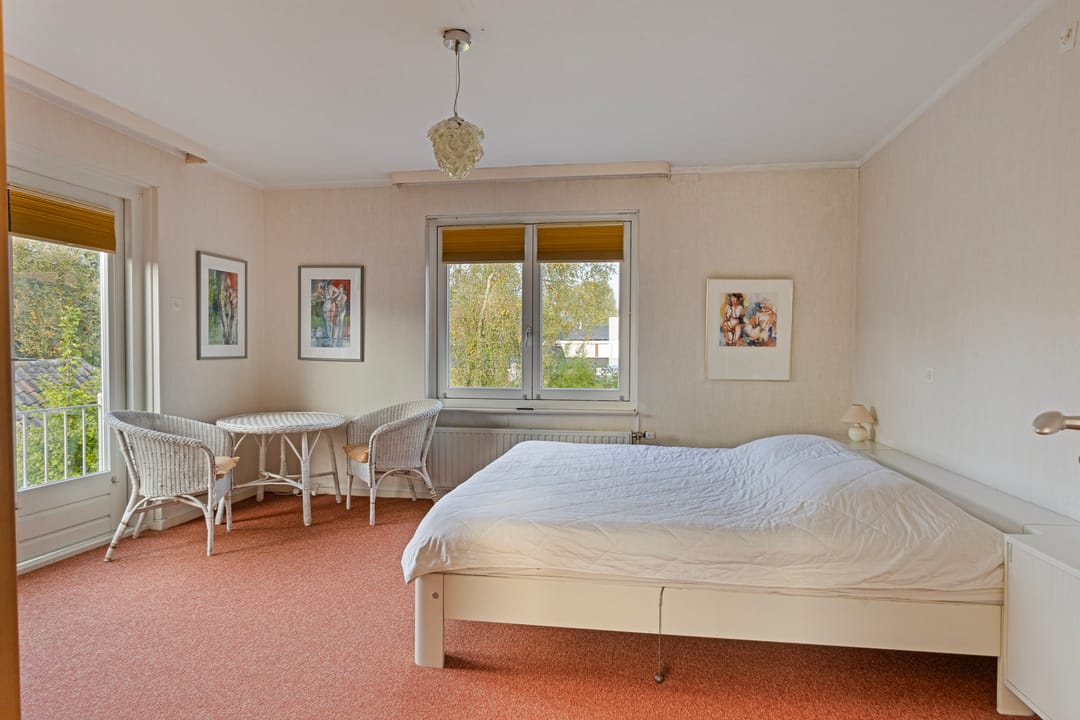 Photo 46 of Valkenburgstraat 19