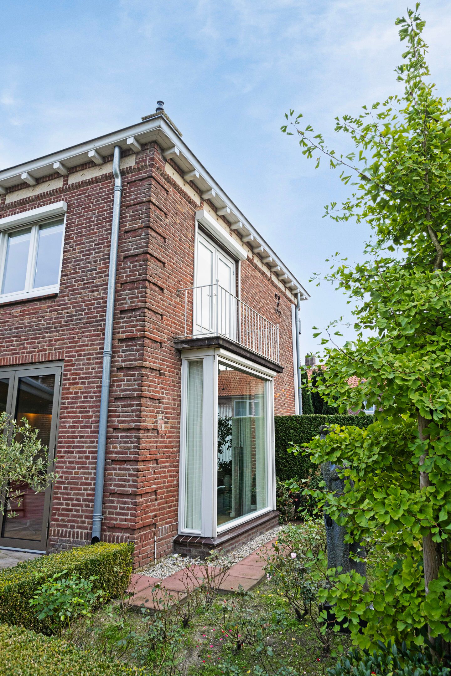 Photo 64 of Valkenburgstraat 19