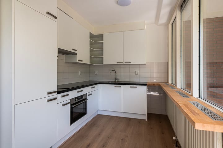 Foto 3 van Leerdamhof 323