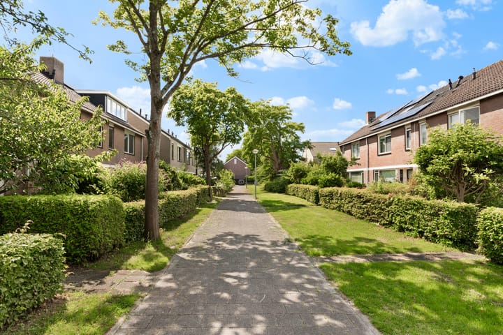 Foto 49 van Bachlaan 56