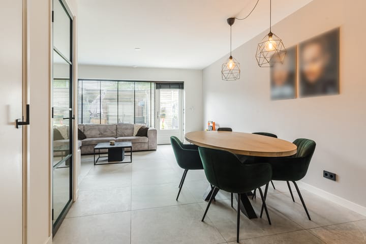 Foto 3 van Stoomlederplein 35