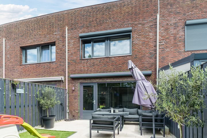 Foto 4 van Stoomlederplein 35