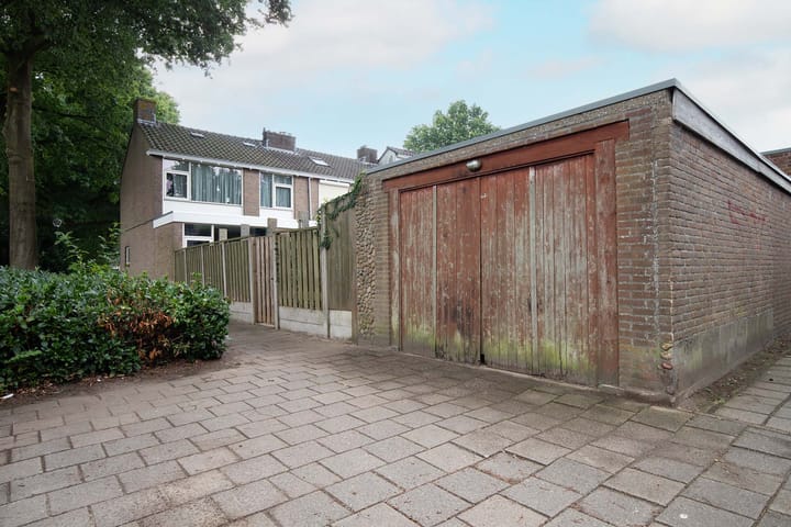 Foto 44 van Monseigneur Poelsstraat 41