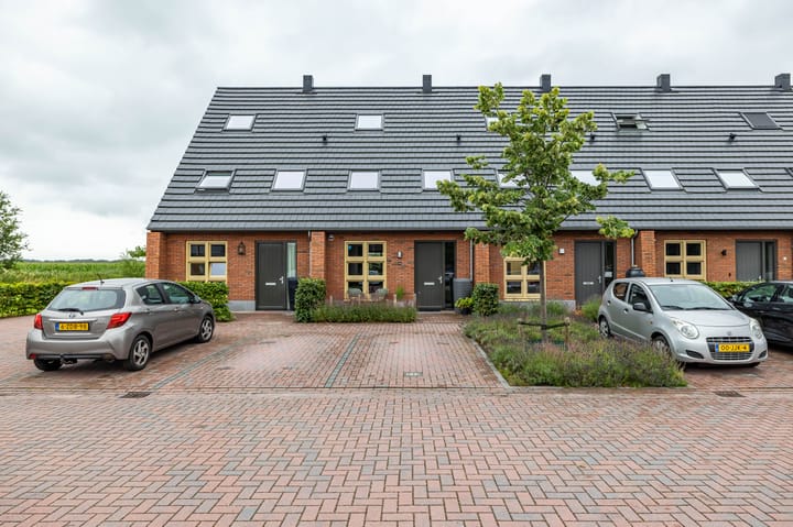 Photo 2 of Hoofdweg 13-F