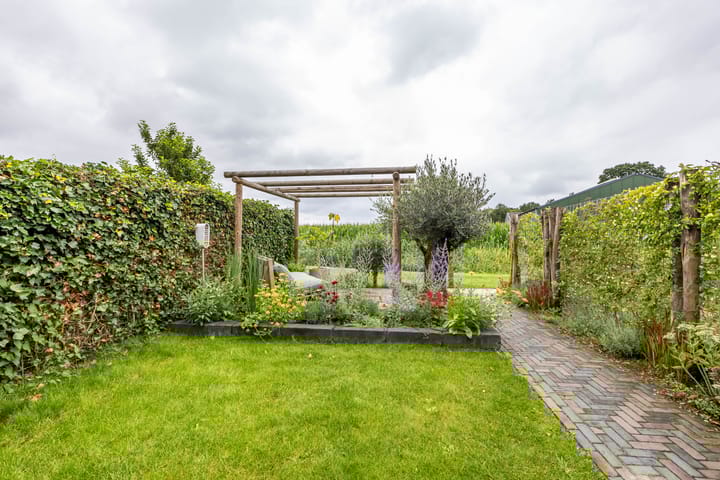 Photo 34 of Hoofdweg 13-F