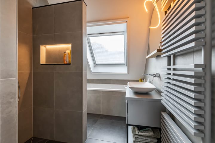 Photo 51 of Hoofdweg 13-F