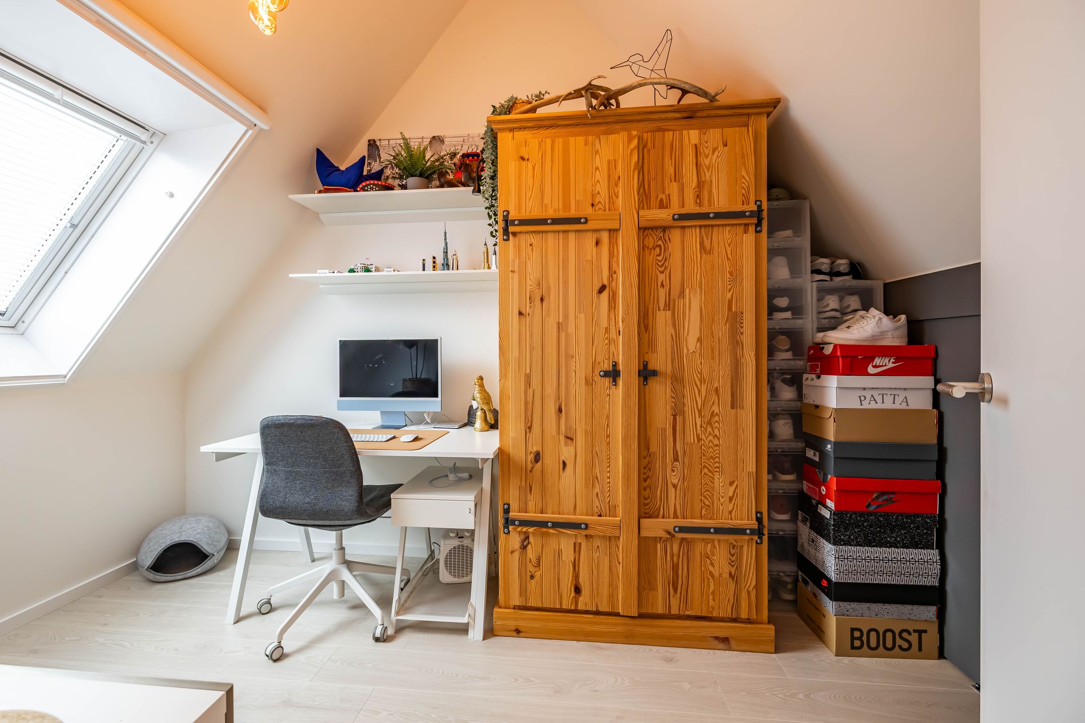 Foto 63 van Hoofdweg 13-F