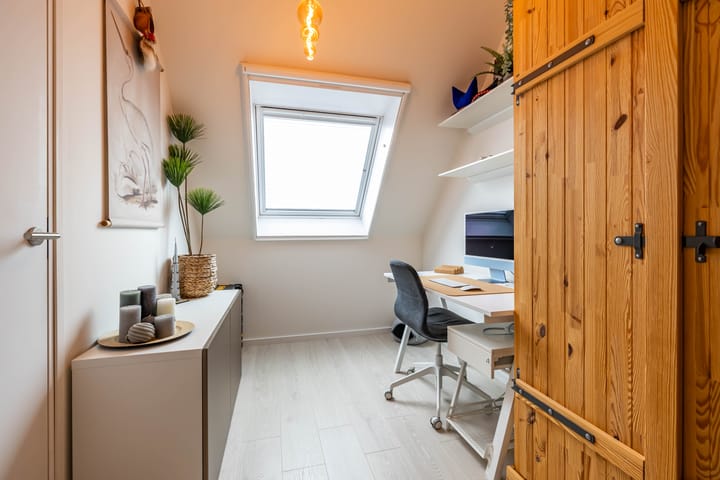 Photo 64 of Hoofdweg 13-F