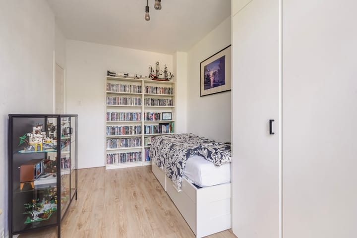 Foto 25 van Ananasstraat 18