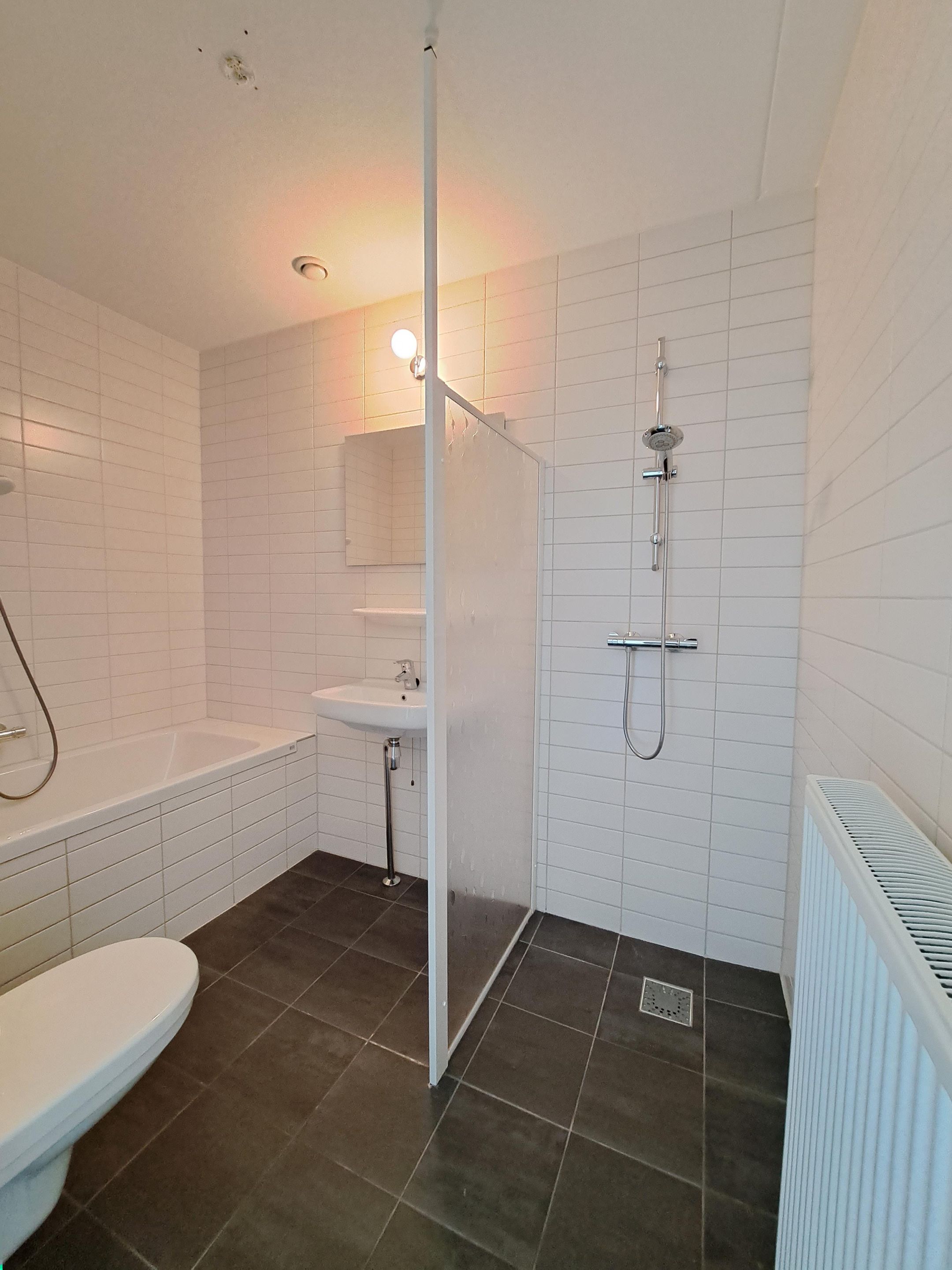 Foto 12 van Burgemeester Van Leeuwenlaan 114-G