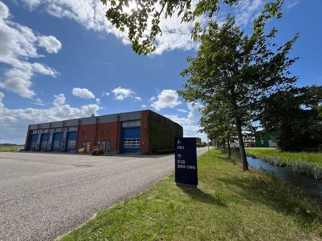 Bekijk foto 5 van Marinevliegkamp 381