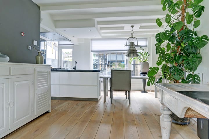 Foto 9 van Van Weselstraat 19