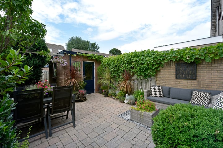 Foto 3 van Ambroziolaan 13