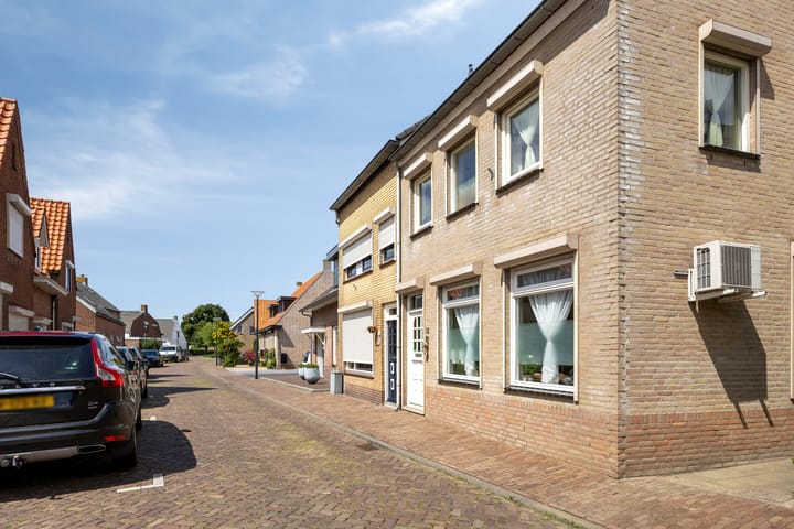 Foto 44 van Kerkstraat 13