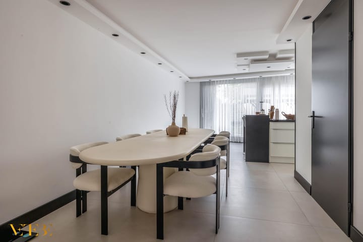 Foto 4 van Zwanebloem 22