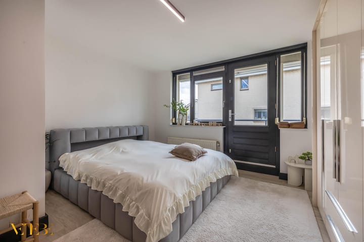 Foto 12 van Zwanebloem 22