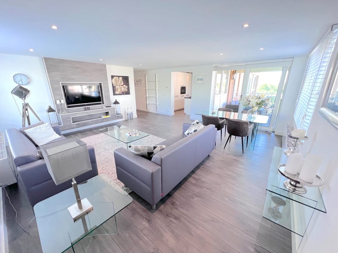 Foto 1 van Hermelijnvlinder 149