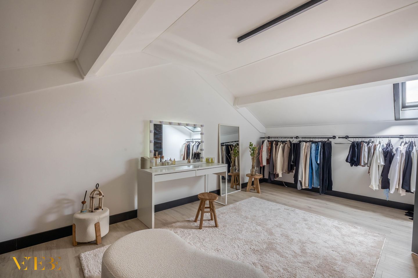 Photo 20 of Zwanebloem 22