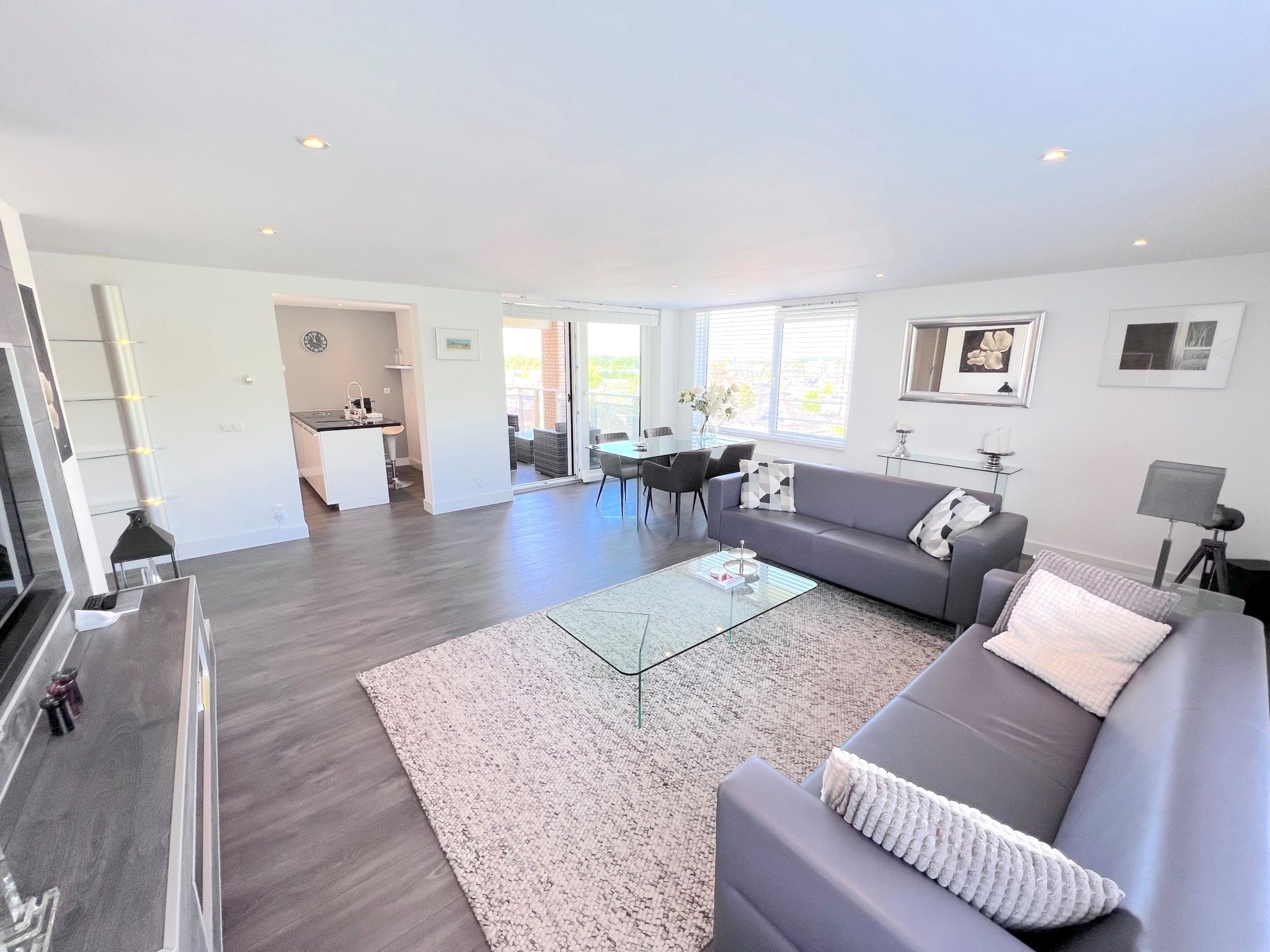 Photo 3 of Hermelijnvlinder 149