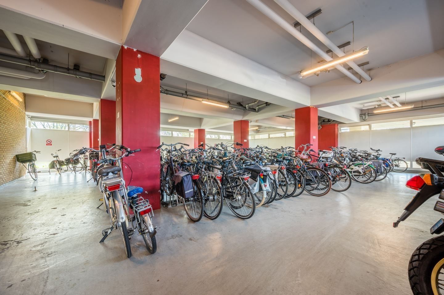 Foto 14 van Bachstraat 200-A