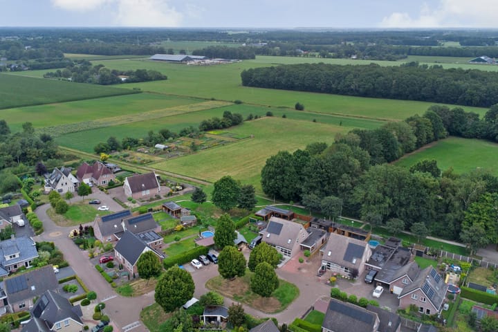 Foto 40 van van Aspermonthof 2