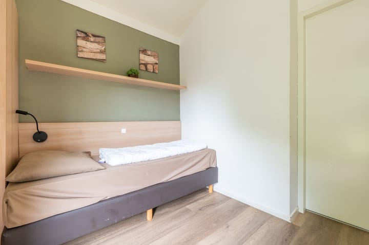 Photo 6 of Landweerswal 2-018