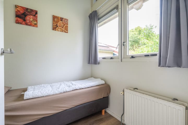 Photo 9 of Landweerswal 2-018