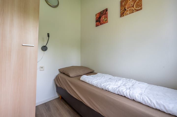 Photo 10 of Landweerswal 2-018