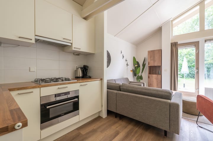 Photo 12 of Landweerswal 2-018